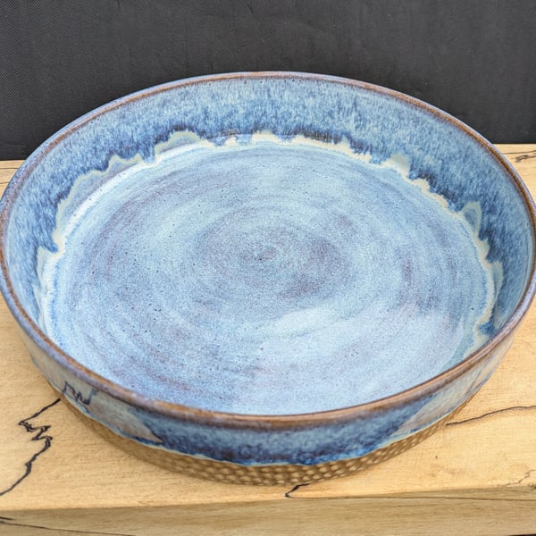 Large toasted blues carved salad or serving bowl