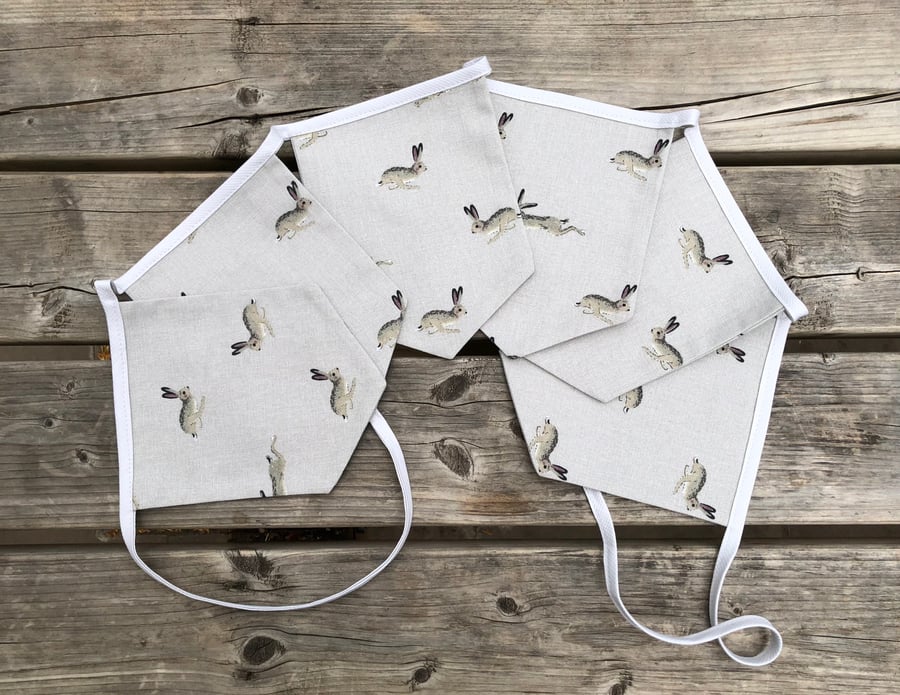 Hare fabric, 6 flag, indoor bunting