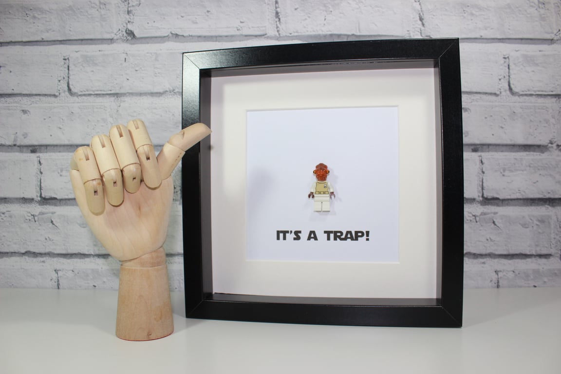 ADMIRAL ACKBAR - FRAMED LEGO MINIFIGURE - ITS A TRAP