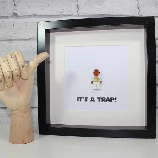 ADMIRAL ACKBAR - FRAMED LEGO MINIFIGURE - ITS A TRAP