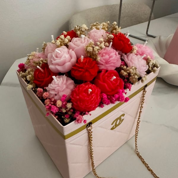 Luxury Handmade Floral Candle Bouquet Gift Box