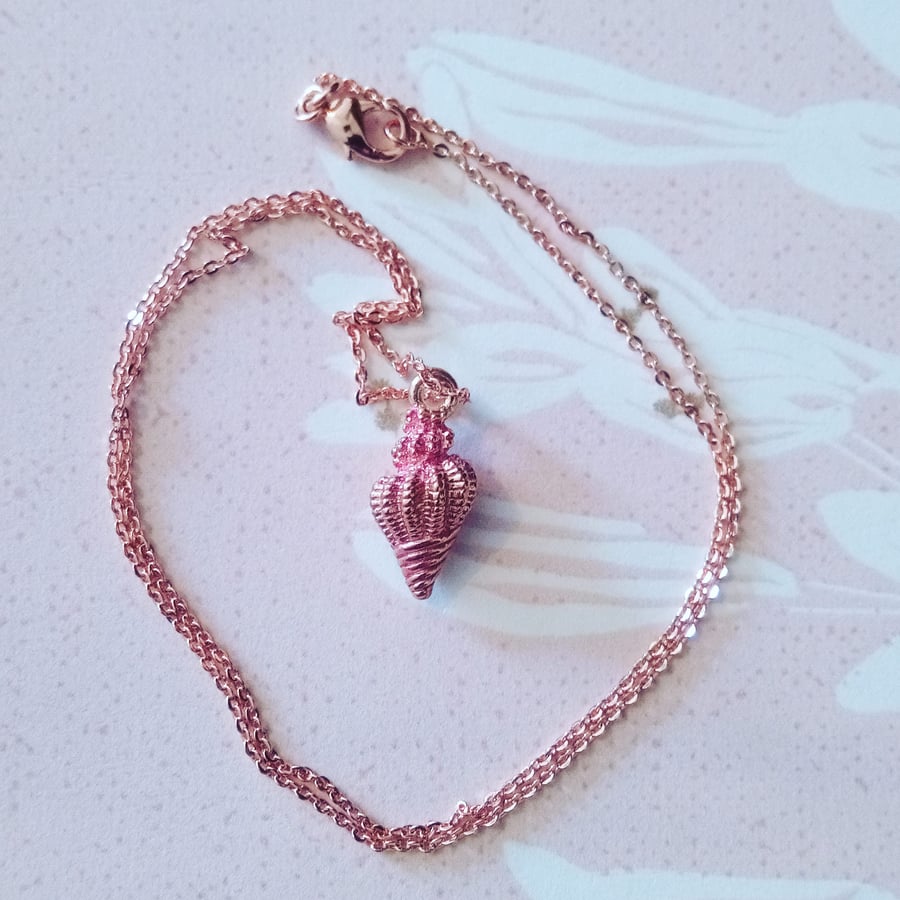 Rose Gold Conch Necklace  