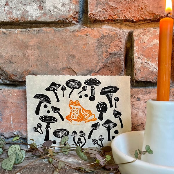 Mushroom Frog - Black