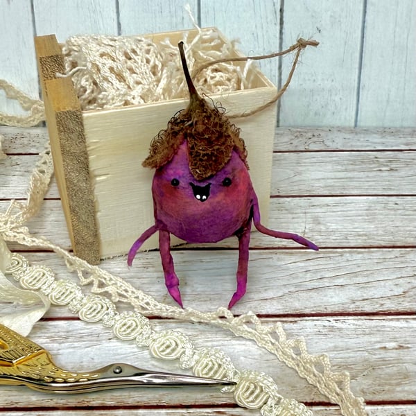 Spun Cotton Beech Nut Friend Purple