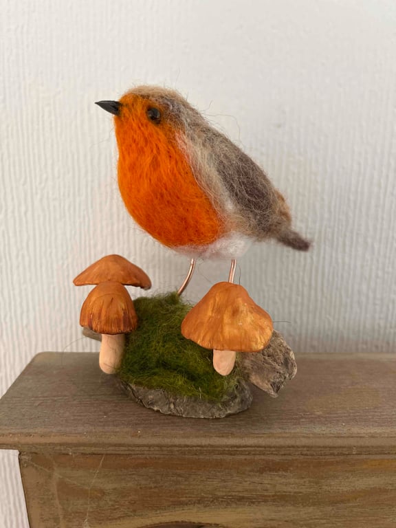 Robin needle felted ornament 
