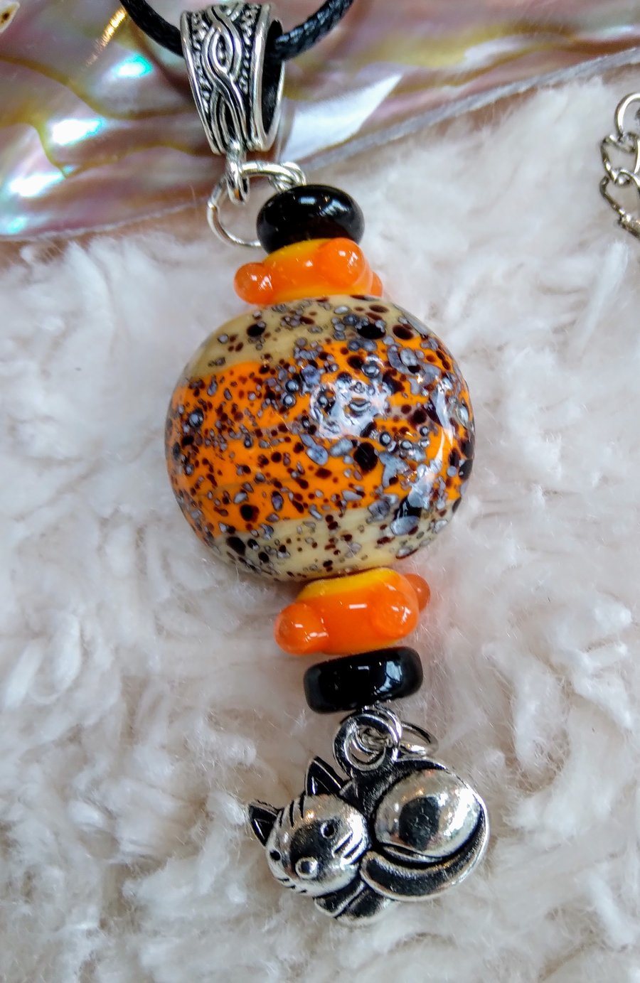 Hand-made LAMPWORK glass bead & Tibetan silver CAT charm NECKLACE