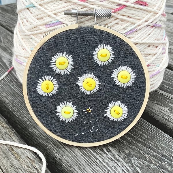 Hand Sewn Hoop. Embroidered Hoop. Daisy Hoop. Hand Stitched Hoop. Daisy. Daisies