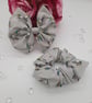 Unicorn, clip on bow, scrunchie set in light grey, free uk delivery.   - Image 1