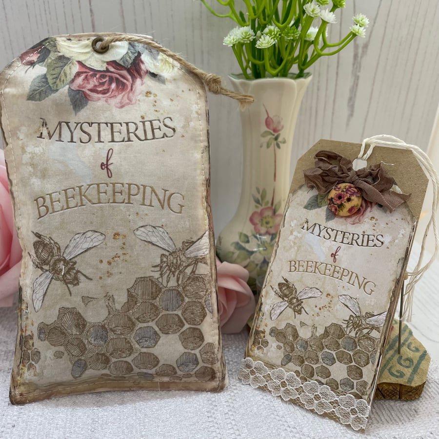 Queen Bee Lavender Sachet, Gift Tag and Glassine Bag PB3