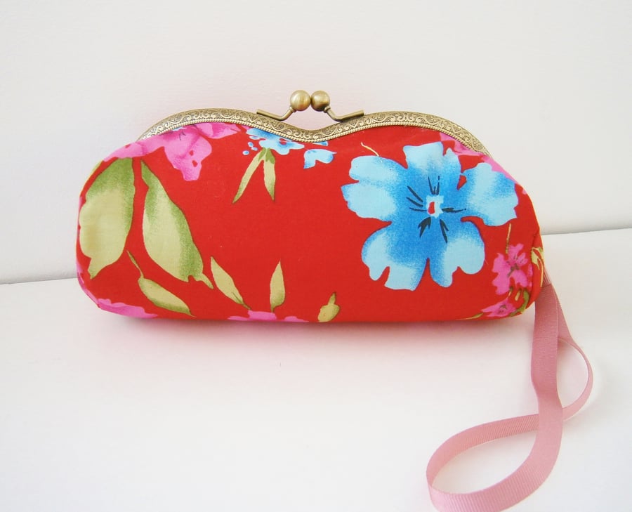 ONE DAY SALE Wristlet purse