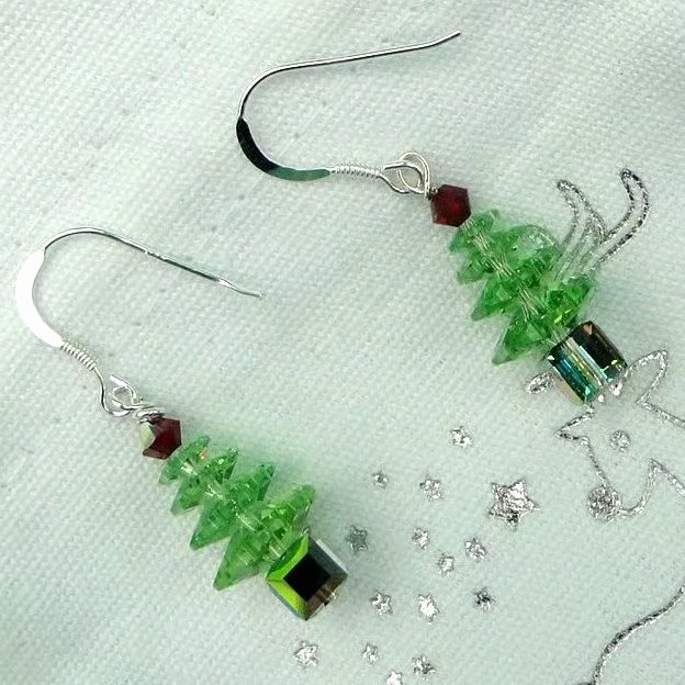 Sparkly Christmas Tree Earrings    Crystal   Stocking Filler