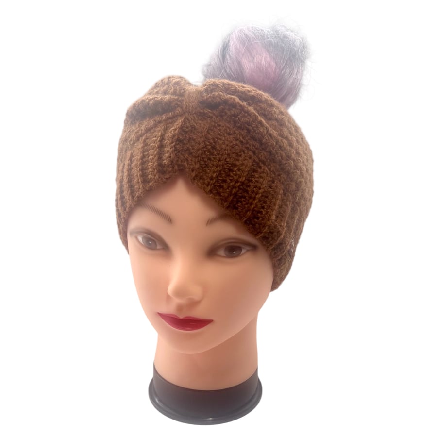 Winter headband with tie knot 