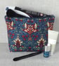 Large zipped pouch, project bag, cosmetic bag, William Morris floral - Image 5