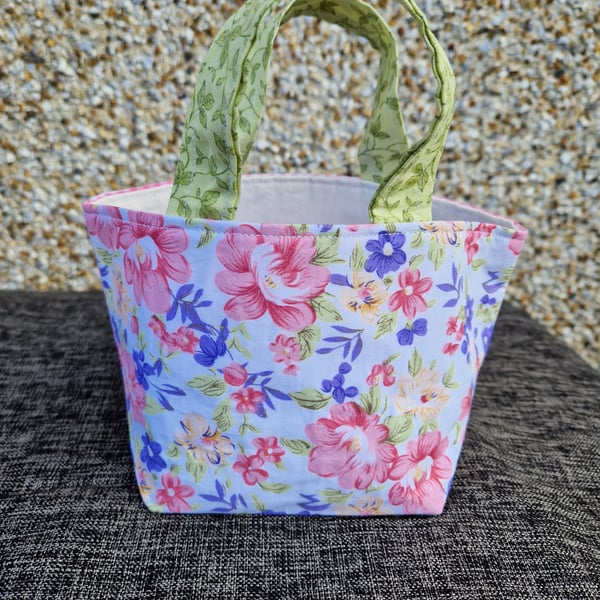 Toddlers shopping bag