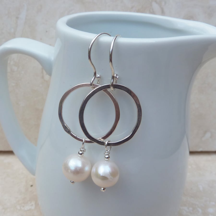 Freshwater Pearl and Sterling Silver Hoop Earrings - GEM019