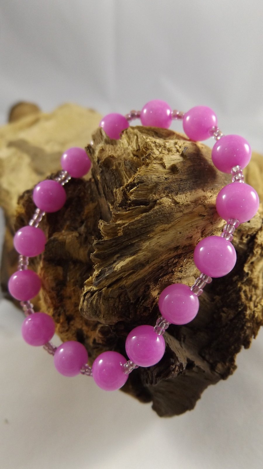 Pink Quartzite and pink seed beaded stretch bracelet