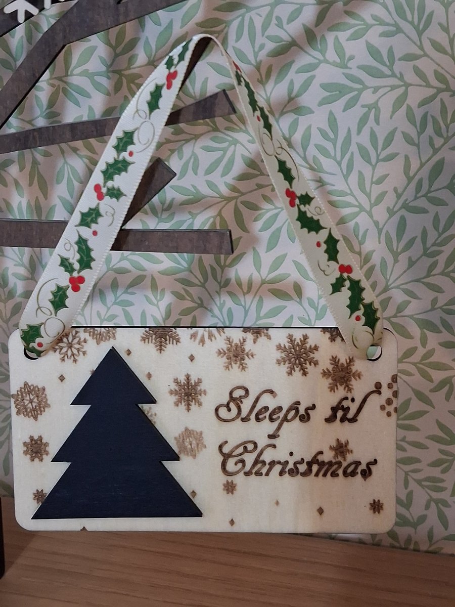 "Sleeps til Christmas" Hanging decoration