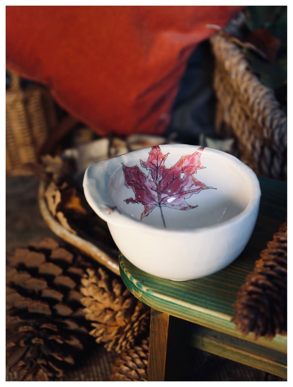 The Red Leaf Bowl - Autumn Series
