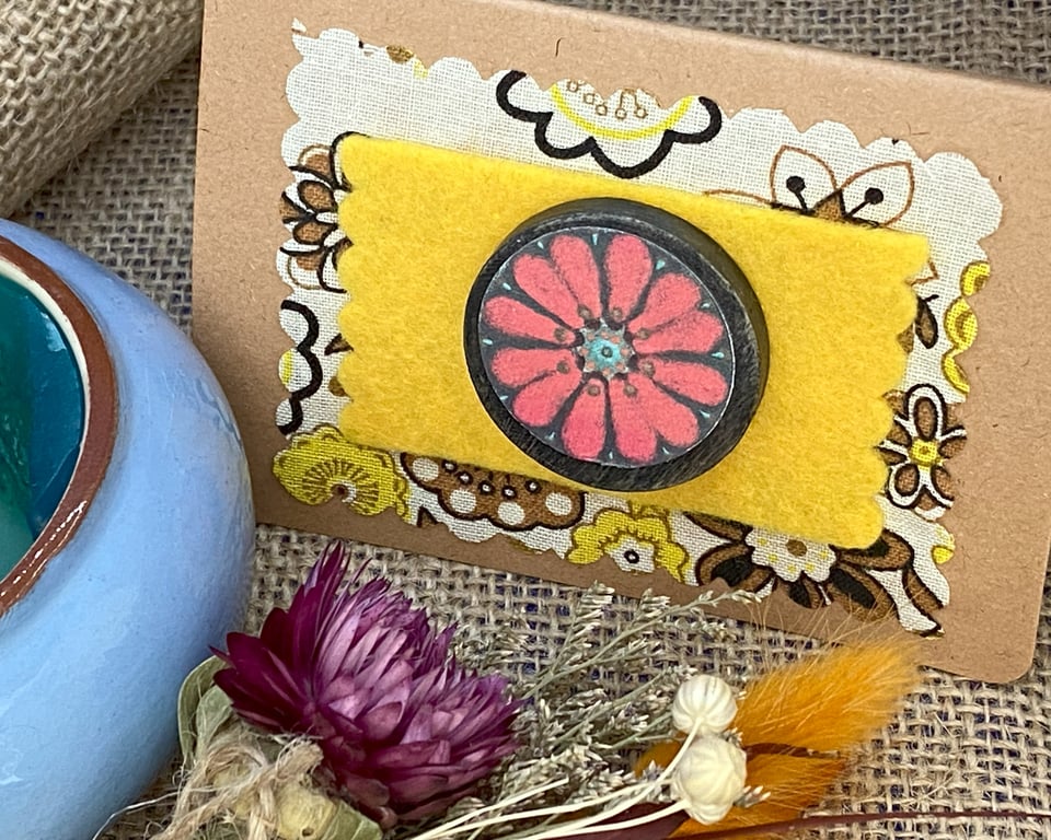 Bright Red flower wooden pin brooch 