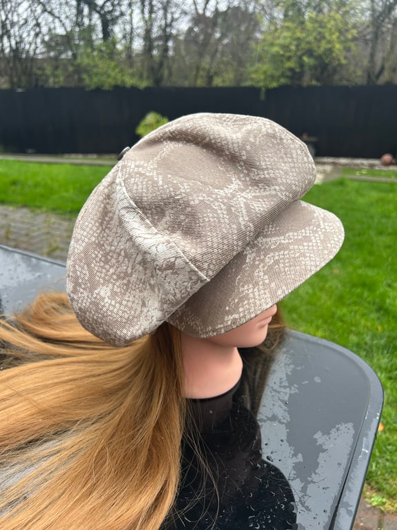 Women’s baker boy cap - Upcycled 