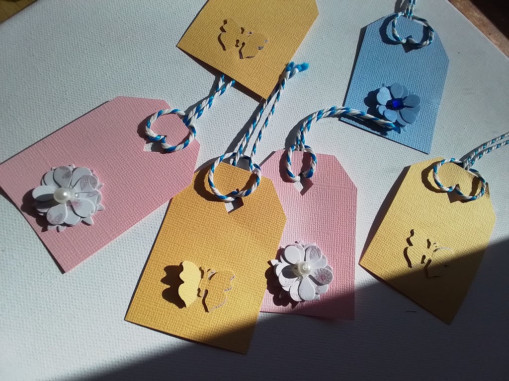 Gift tags. Set of 6 gift tags. Tags for any occasion. Ref 167