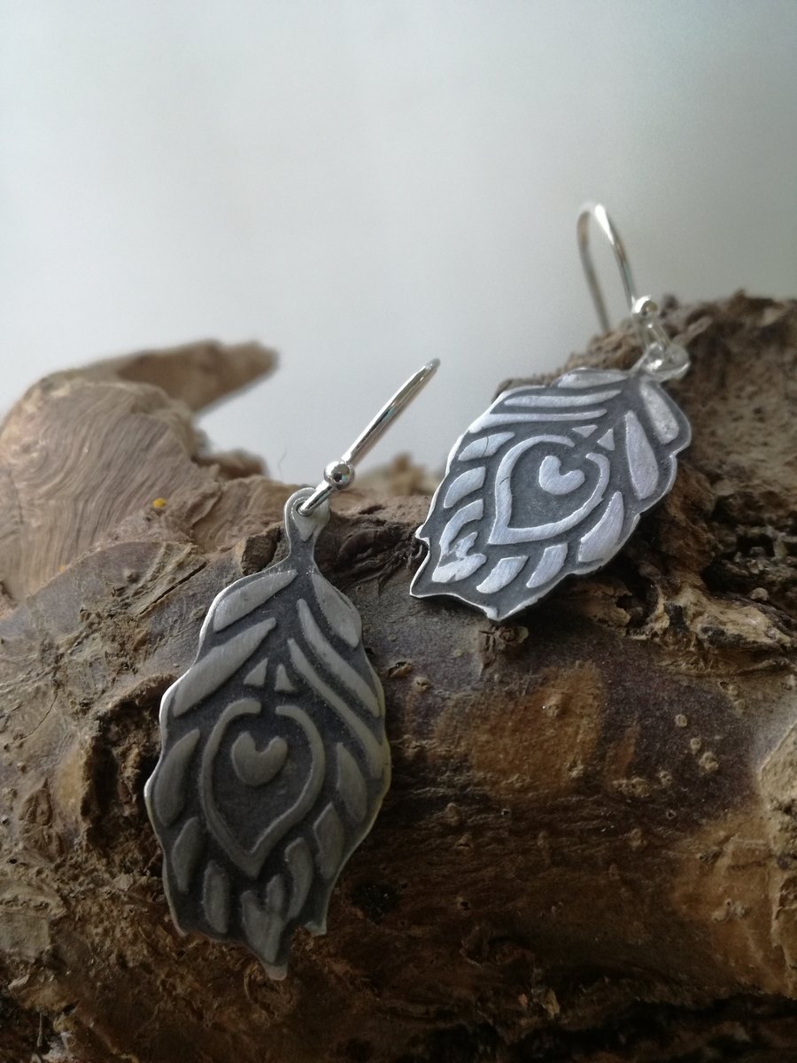 Impressed and oxidised silver & black drop earrings