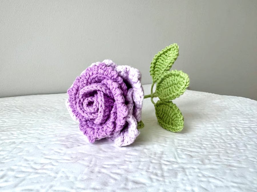 Crochet purple rose with 3 leaves 