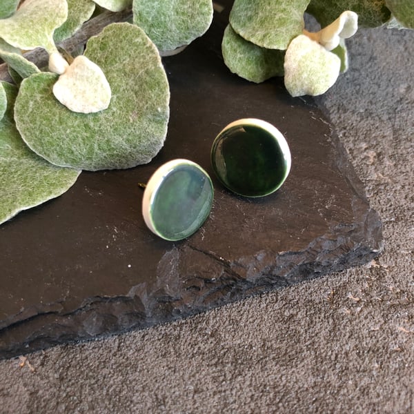 Ceramic button earrings - forest green