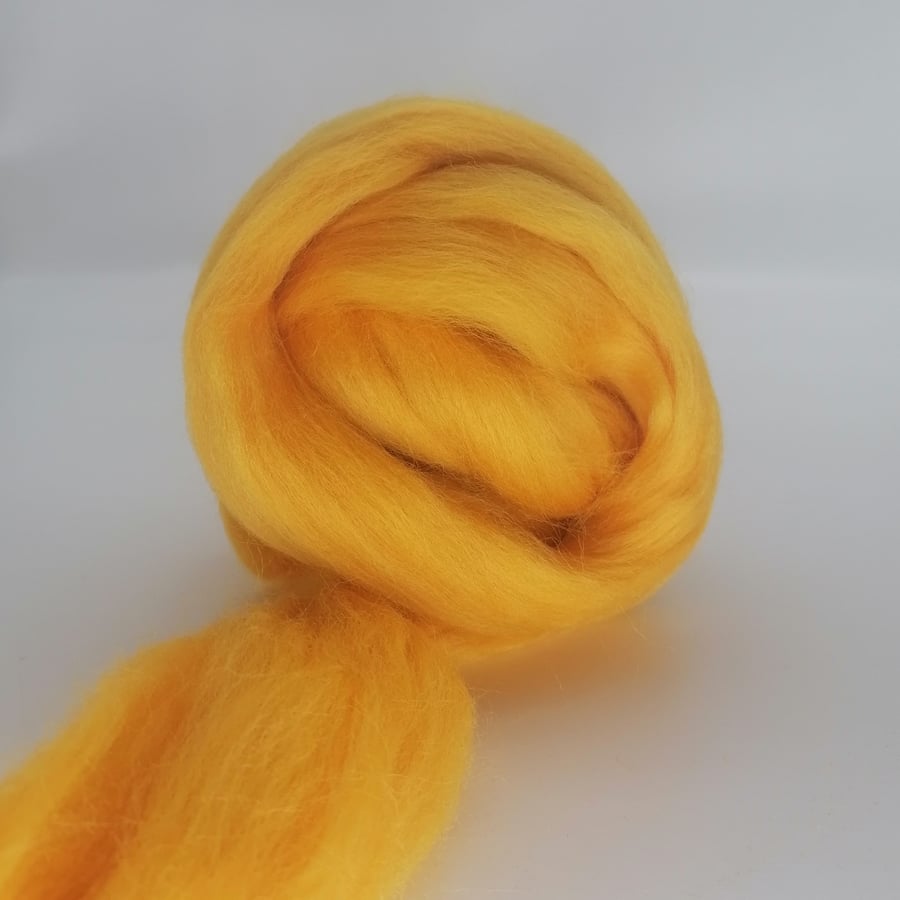 Golden Yellow Corriedale top fibre