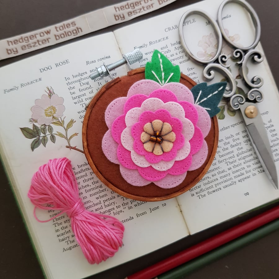 Rose - small wall decoration 