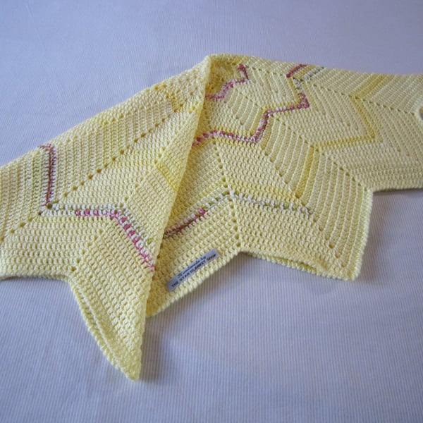 Crochet baby blanket, Lemon Baby Blanket, baby girl, newborn. Star Shape