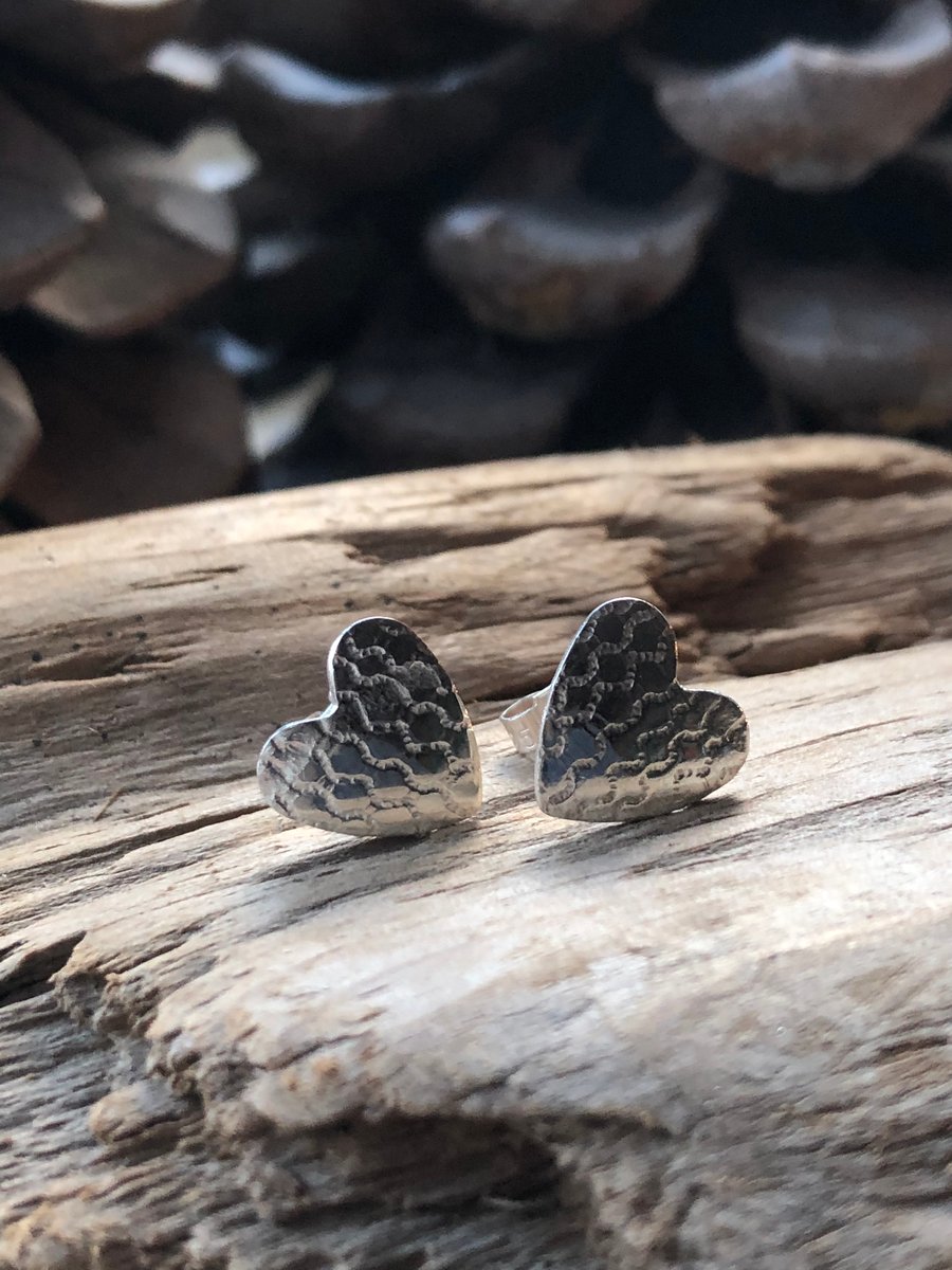 Sterling silver medium heart earrings