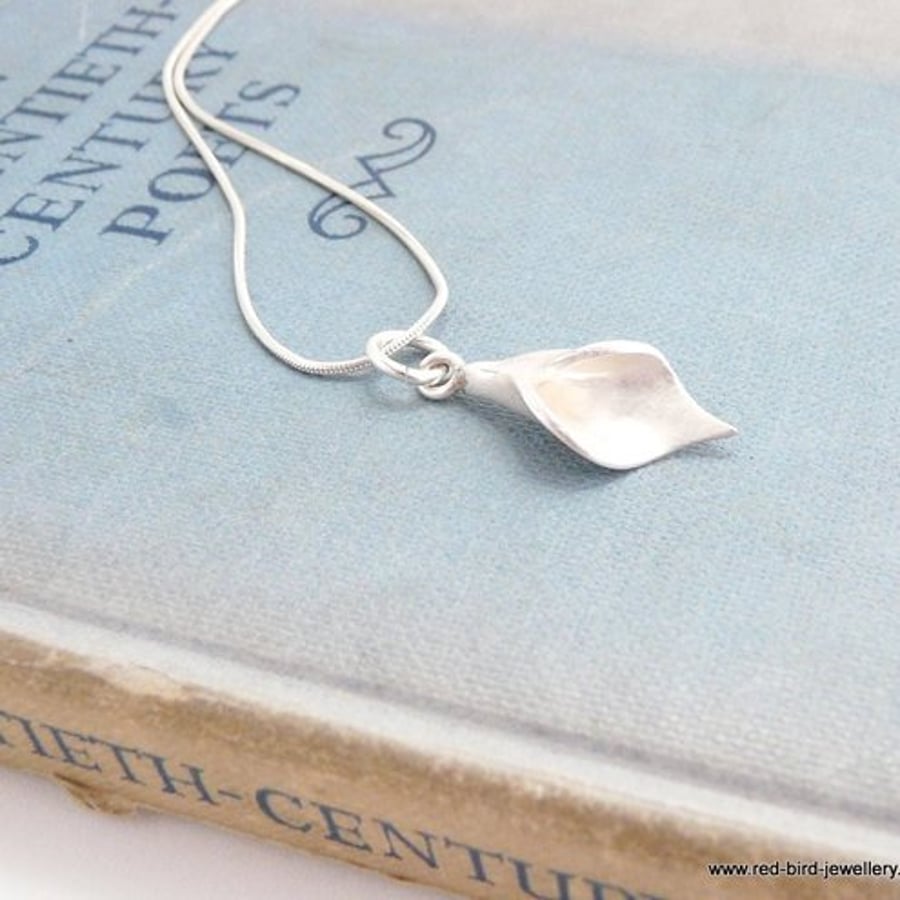 Fine silver arum lily pendant