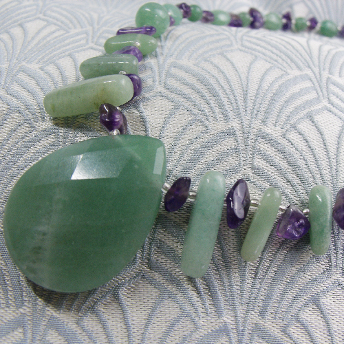 Short Green Aventurine Necklace, Handmade Necklace, Chunky Green Necklace DD24