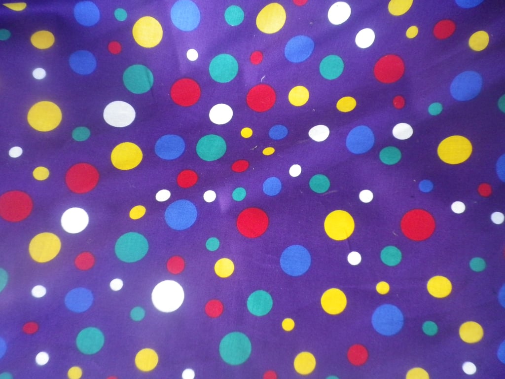 Fat quarters  balloon design on cotton cambric, vibrant, 50x70cm free shipping