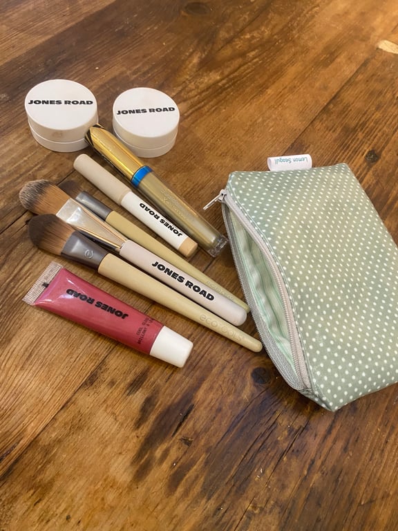 Oil Cloth Make Up Bag (759)