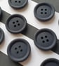  23mm 36L Classic 4 hole button NAVY matt finish - Image 2