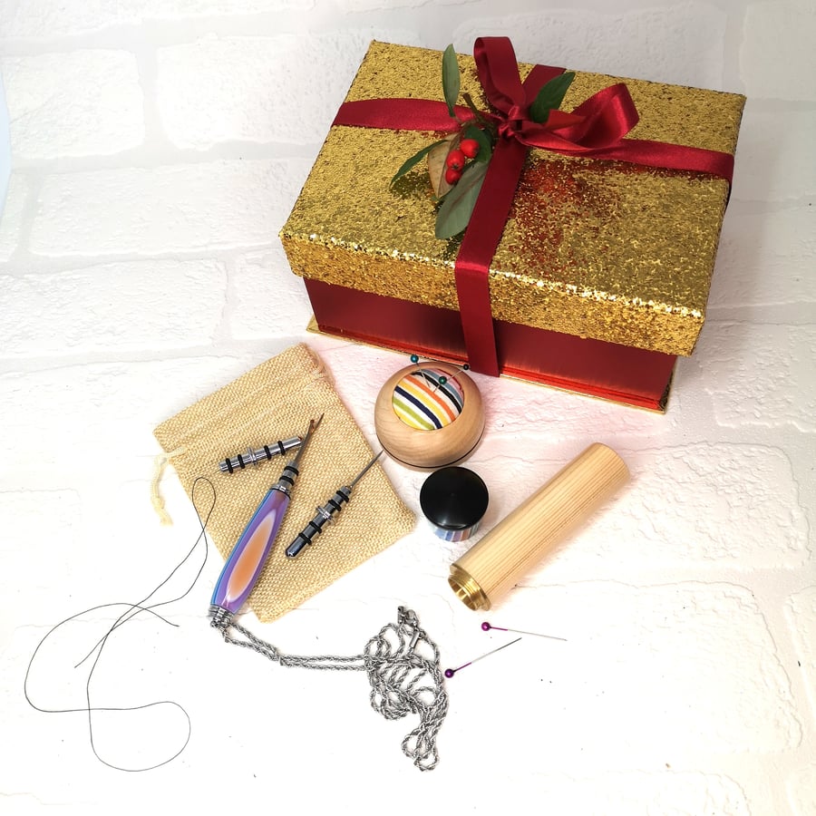  Woodturned Sewing supplies (Gift bundle)