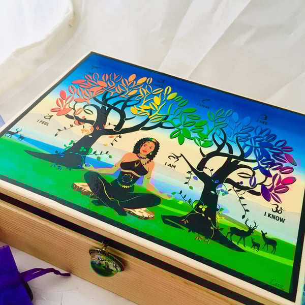 CHAKRA TREE OF LIFE GRATITUDE - AFFIRMATION or CRYSTAL wooden storage box.
