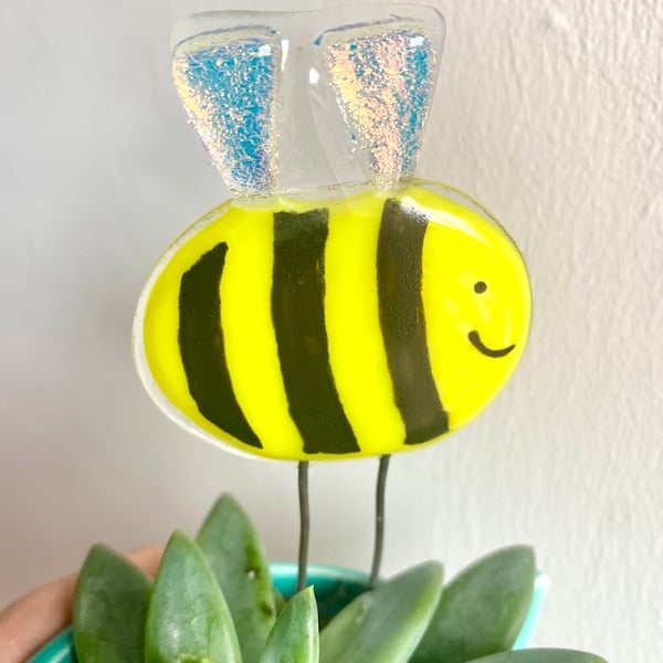 Fused Glass bee garden stake with glittery wings  plant pot decoration 