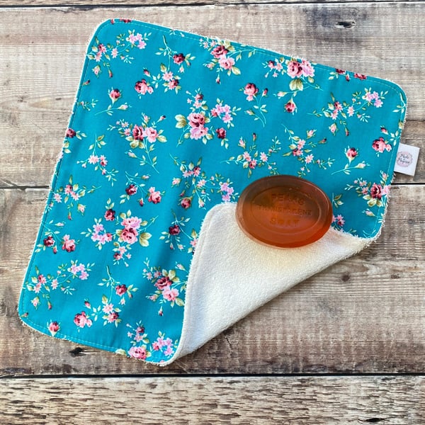 Organic Bamboo Cotton Wash Face Cloth Flannel Bright Aqua Floral Flowers