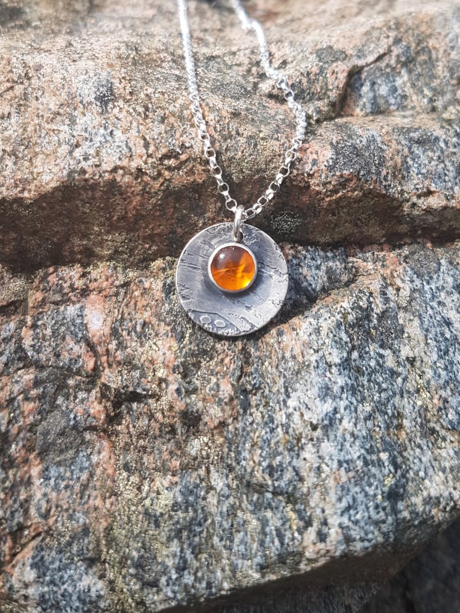 Etched Amber Necklace 