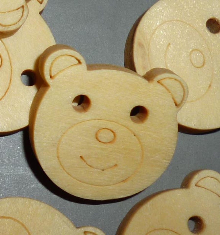 Wooden teddy bear head buttons  set of 6