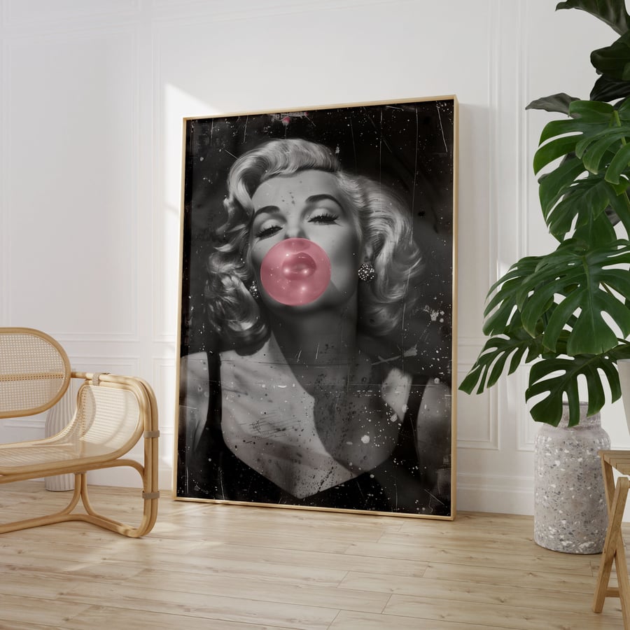 Marilyn Monroe Pink Bubblegum Print Poster Wall Art A1 A2 A3 Home 9073