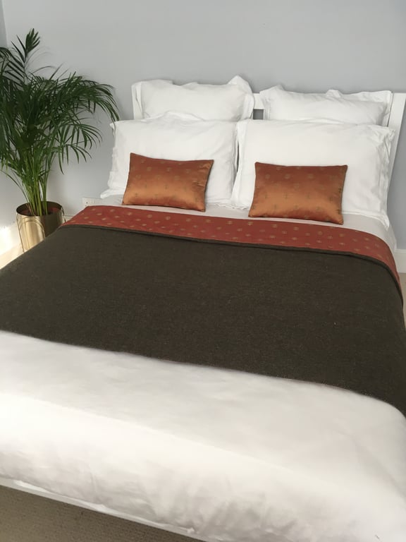 Luxury tweed and silk quilt