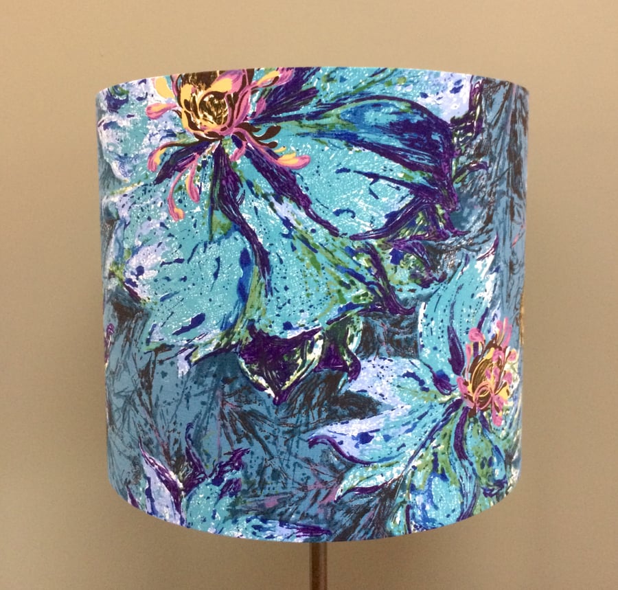 Gorgeous Dramatic  Blue Purple NIGELLA  Floral 50s 60s vintage fabric Lampshade 