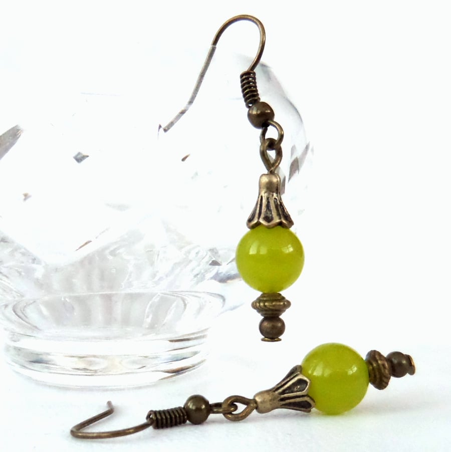 Handmade peridot bronze earrings, vintage style