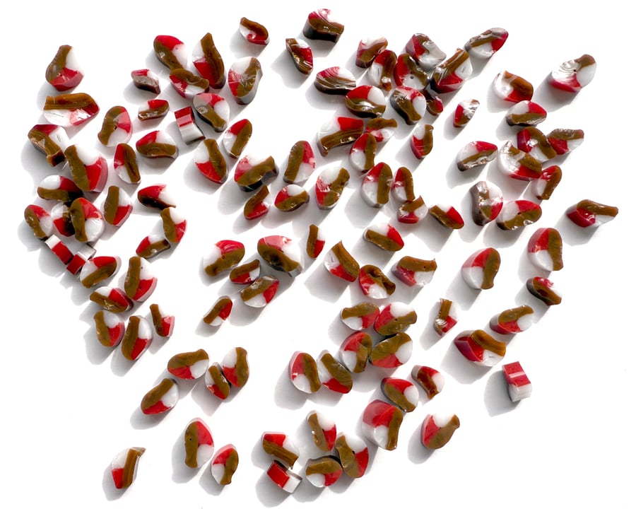 Robin bird murrini made with Bullseye 90coe glass