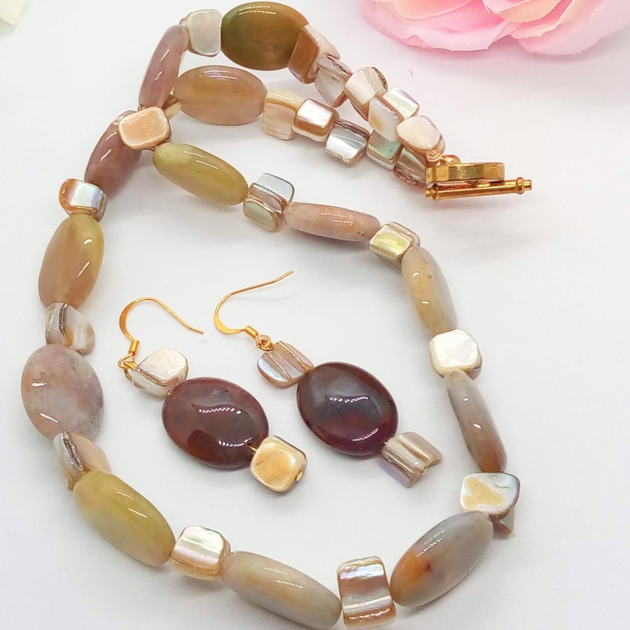 Beautiful Bundle, Brown Grey and Yellow Agate  and Shell Bead Jewellery Set