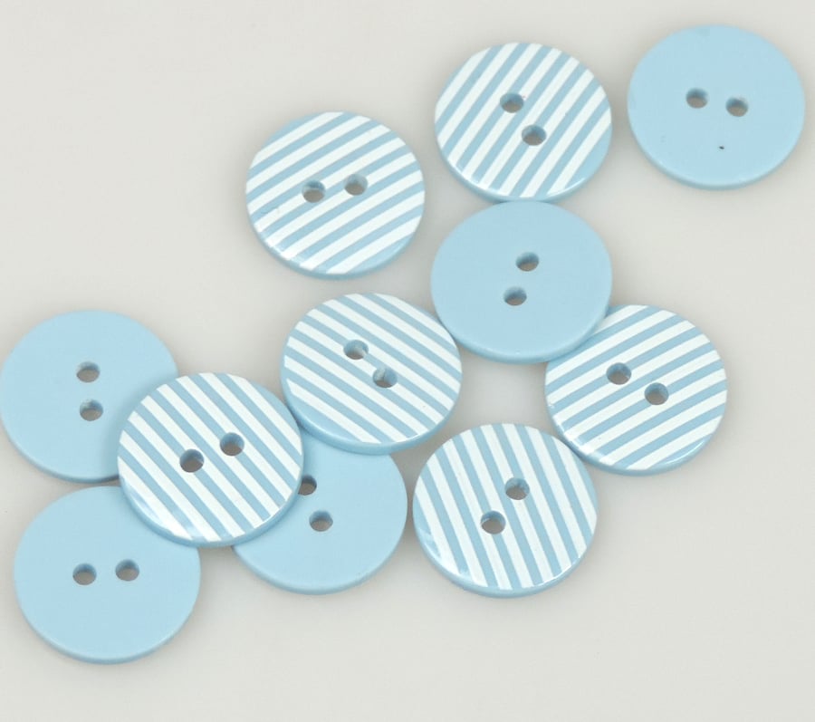 Blue & White Stripe pattern, 18mm,  Round Plastic buttons